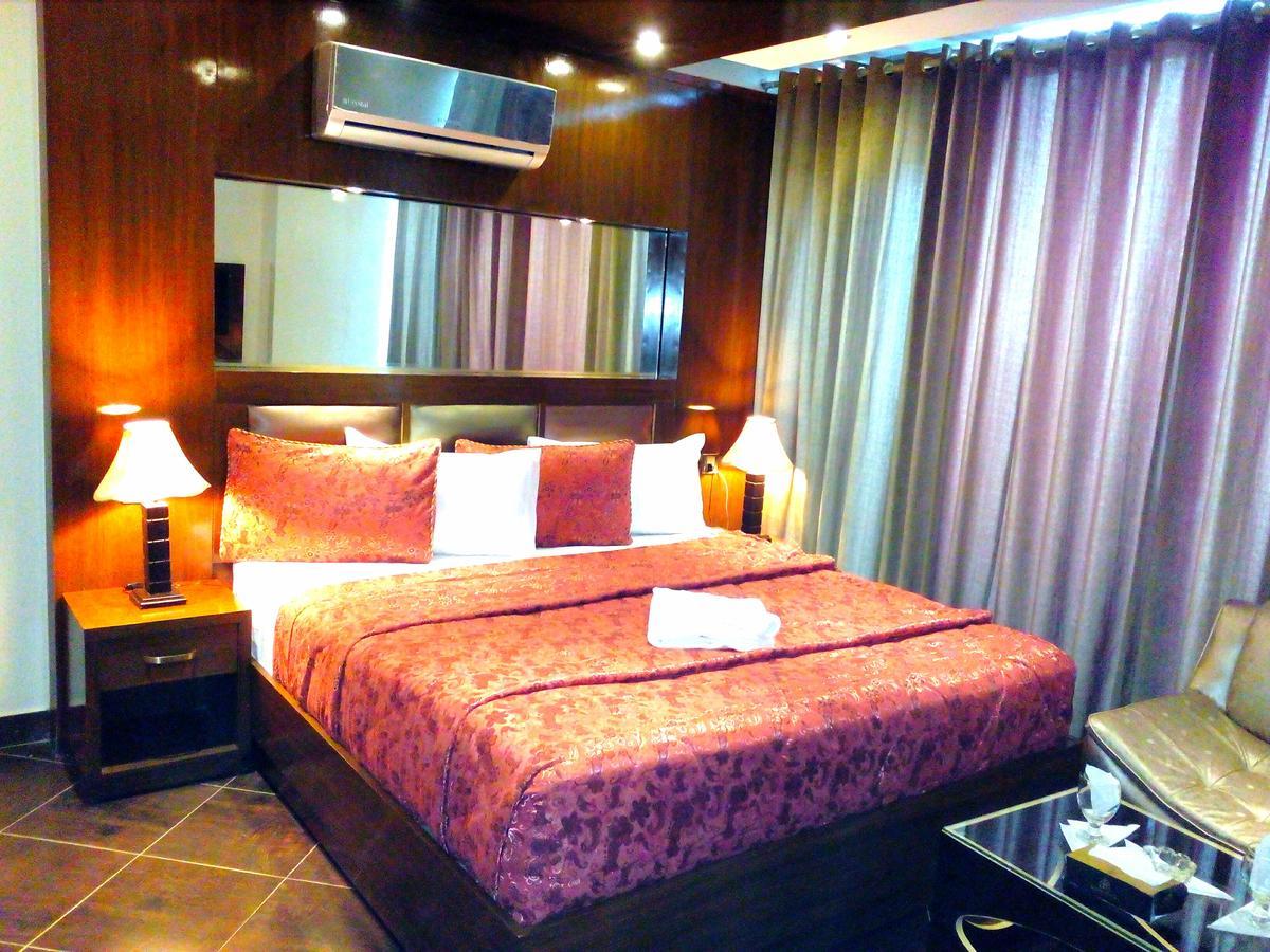 Bling Hotel International มุลตาน ภายนอก รูปภาพ